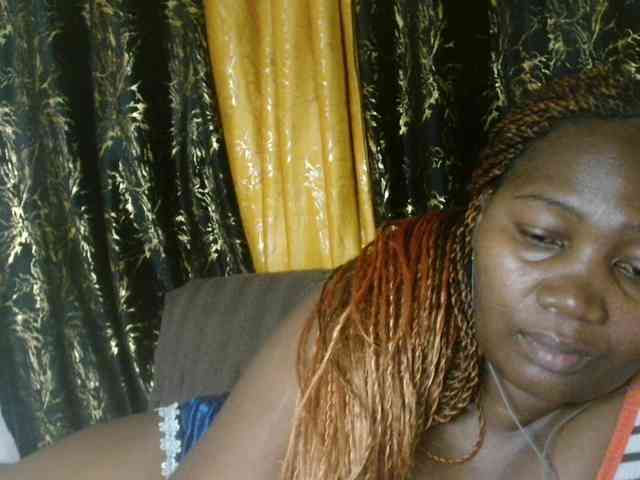 Sexxy-pretty24 webcam