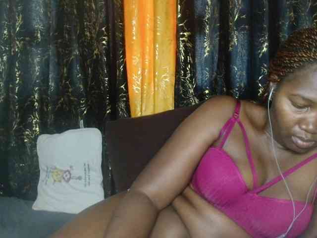 Sexxy-pretty24 webcam