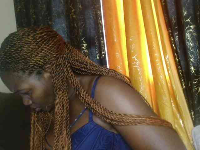 Sexxy-pretty24 webcam