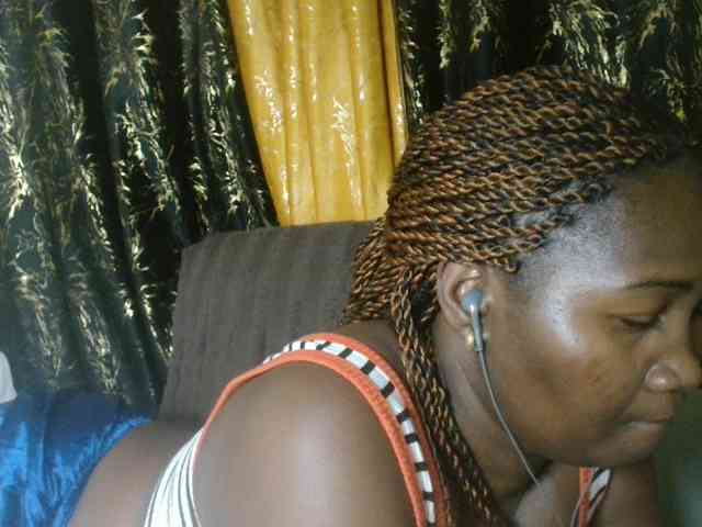 Sexxy-pretty24 webcam