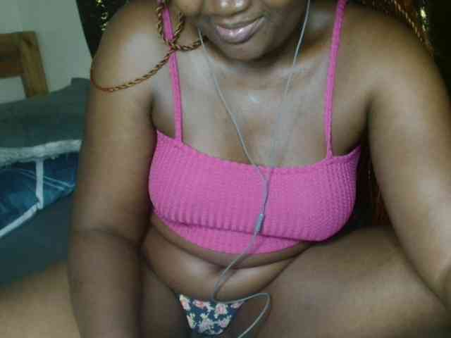 Sexxy-pretty24 webcam