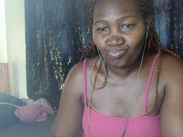 Sexxy-pretty24 webcam