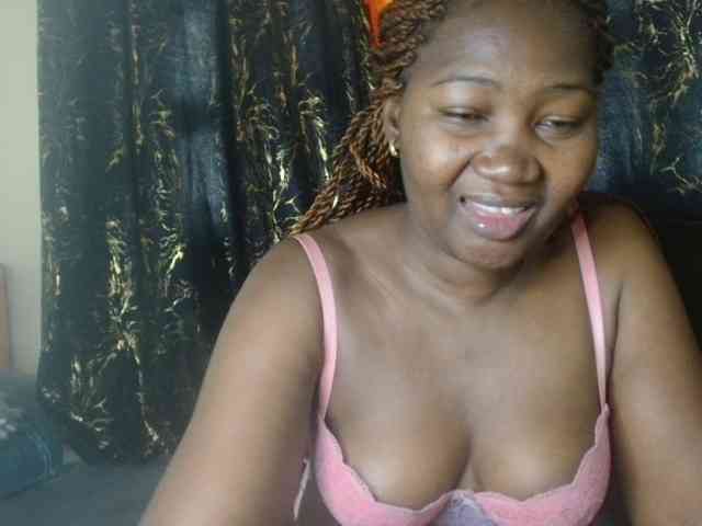 Sexxy-pretty24 webcam