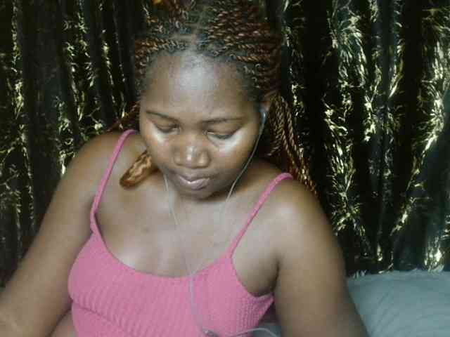 Sexxy-pretty24 webcam