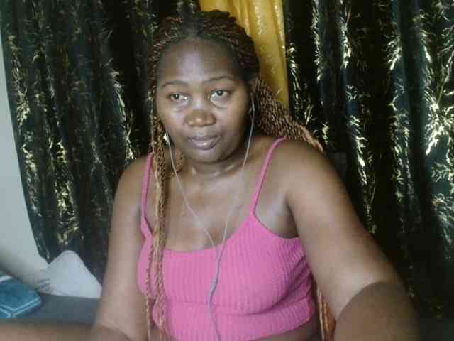 Sexxy-pretty24 webcam