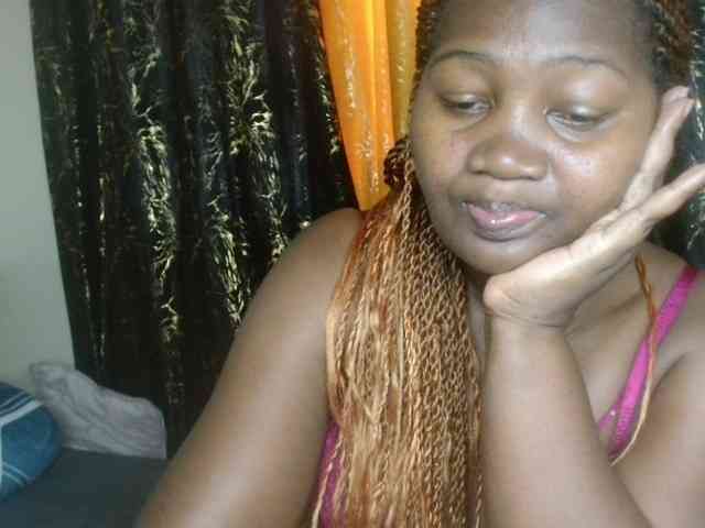 Sexxy-pretty24 webcam