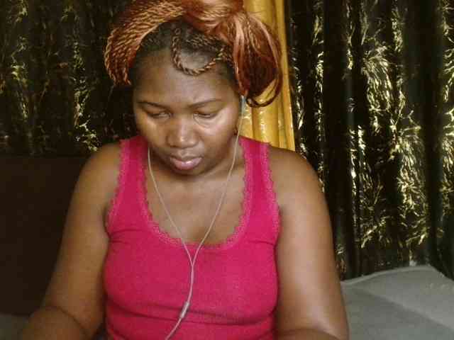 Sexxy-pretty24 webcam