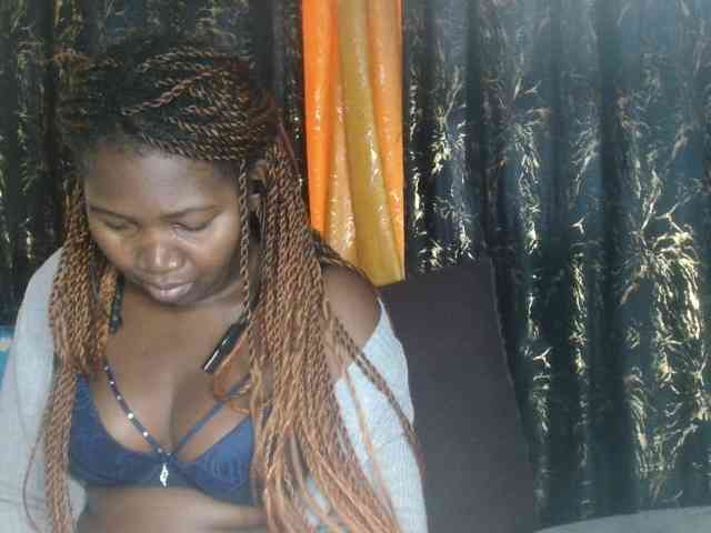 Sexxy-pretty24 webcam