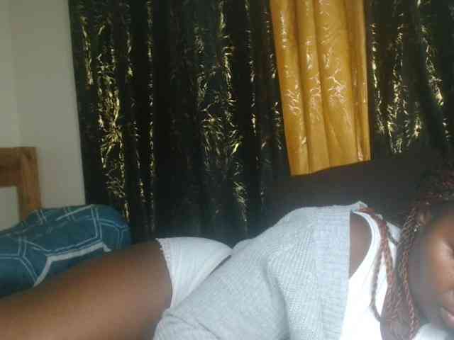 Sexxy-pretty24 webcam