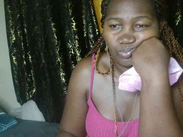 Sexxy-pretty24 webcam