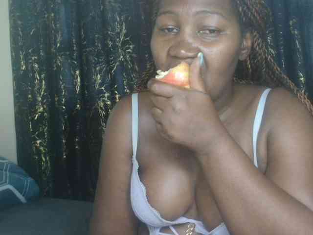 Sexxy-pretty24 webcam