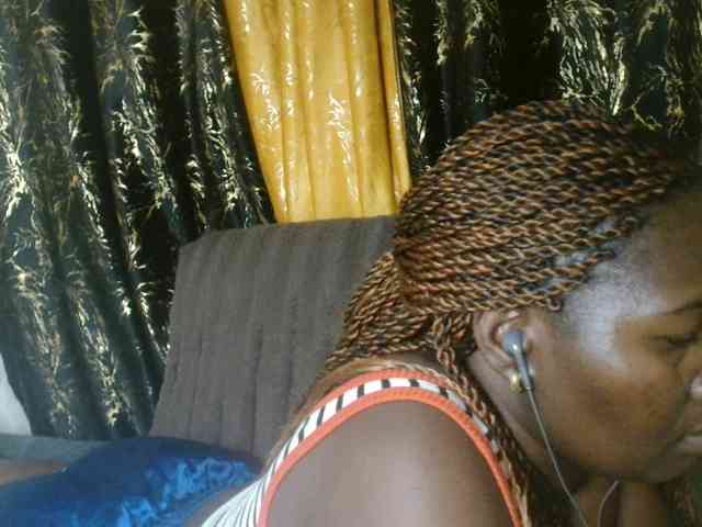 Sexxy-pretty24 webcam