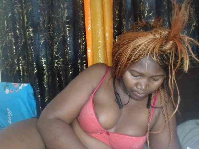 Sexxy-pretty24 webcam