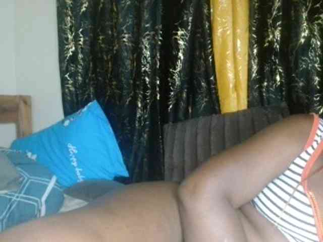 Sexxy-pretty24 webcam