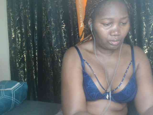 Sexxy-pretty24 webcam