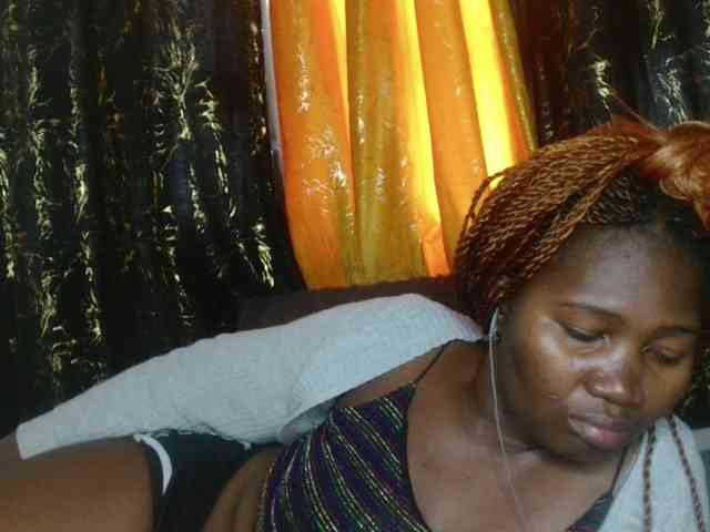 Sexxy-pretty24 webcam