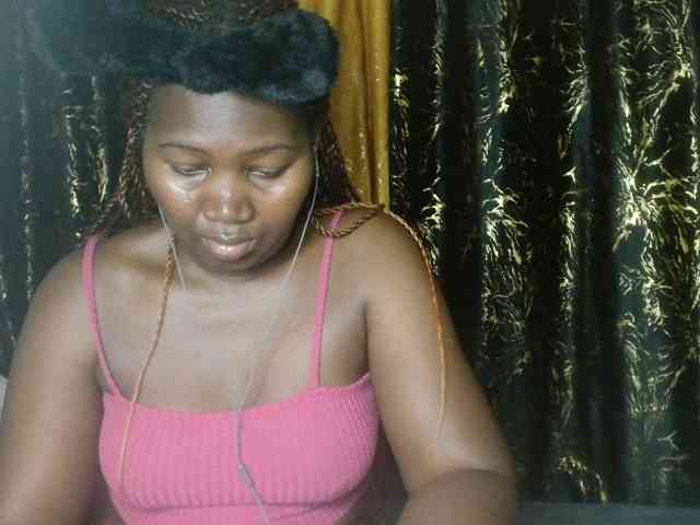 Sexxy-pretty24 webcam