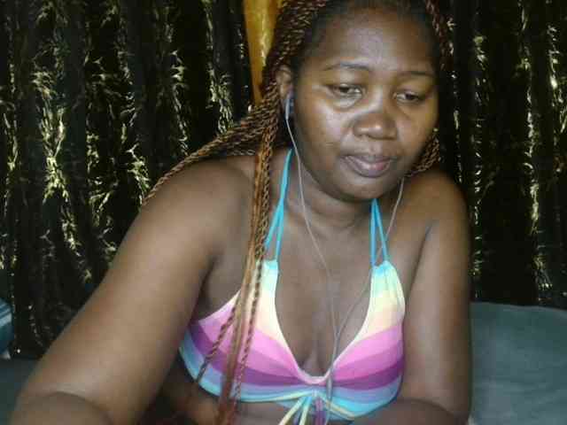 Sexxy-pretty24 webcam