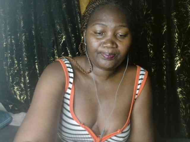 Sexxy-pretty24 webcam