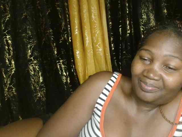 Sexxy-pretty24 webcam