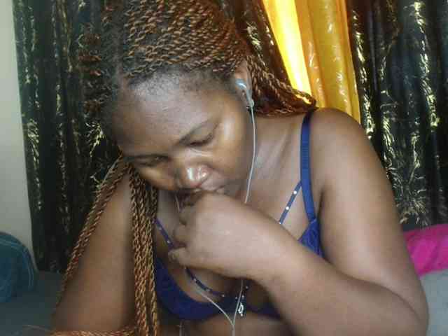 Sexxy-pretty24 webcam