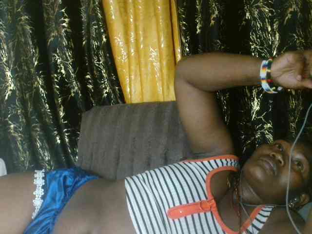 Sexxy-pretty24 webcam