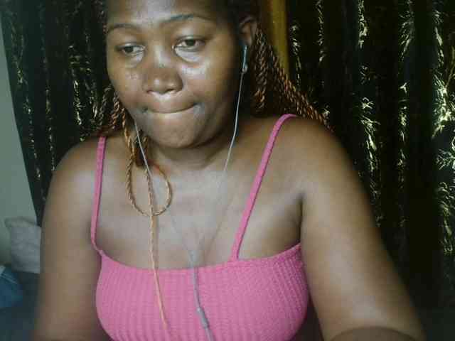 Sexxy-pretty24 webcam