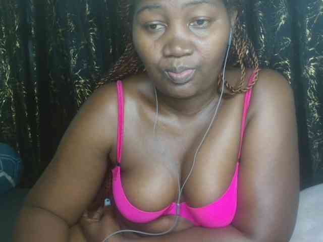 Sexxy-pretty24 webcam