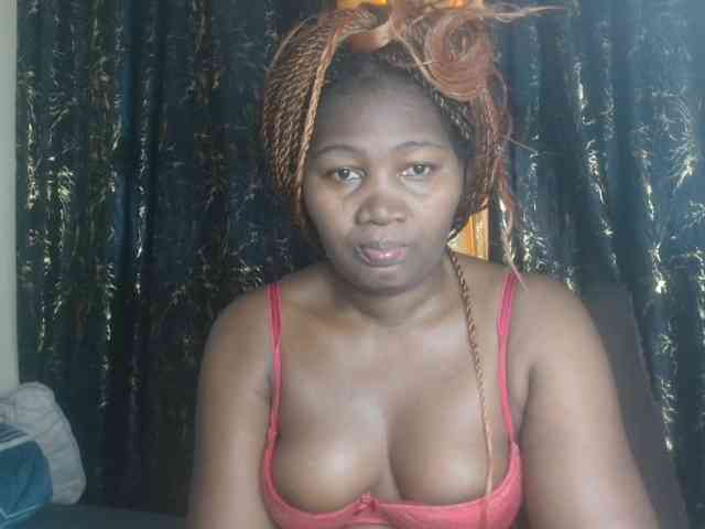 Sexxy-pretty24 webcam