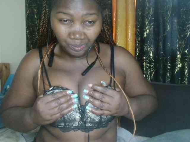 Sexxy-pretty24 webcam