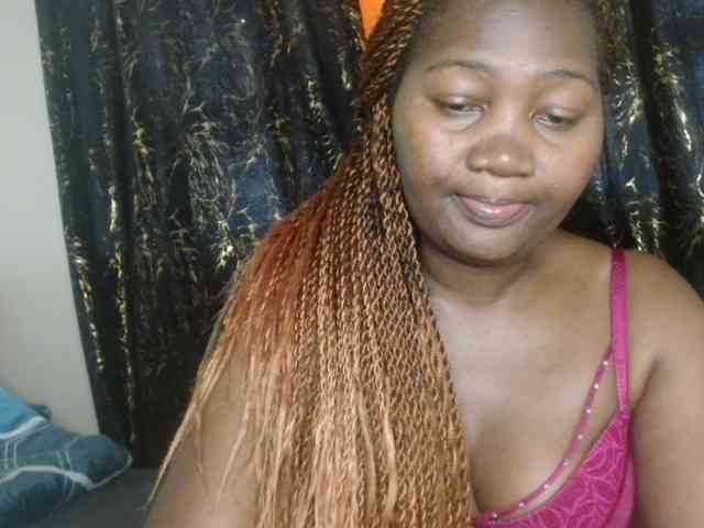 Sexxy-pretty24 webcam