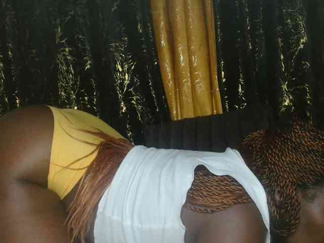 Sexxy-pretty24 webcam