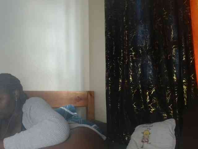 Sexxy-pretty24 webcam