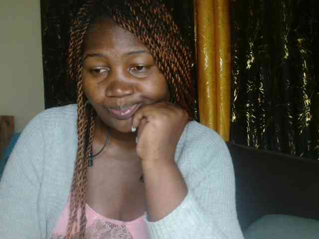 Sexxy-pretty24 webcam