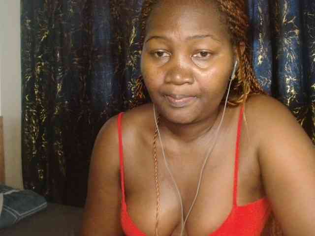 Sexxy-pretty24 webcam