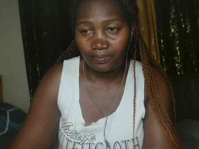 Sexxy-pretty24 webcam