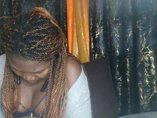 Sexxy-pretty24 webcam