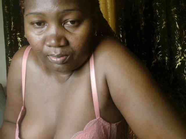 Sexxy-pretty24 webcam