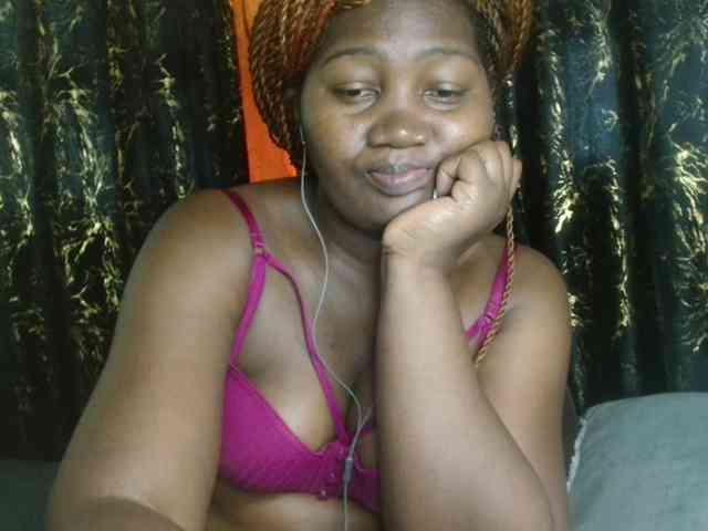 Sexxy-pretty24 webcam