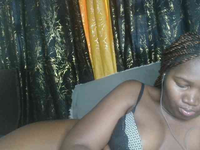 Sexxy-pretty24 webcam