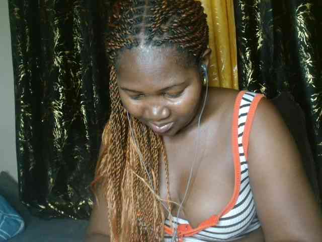 Sexxy-pretty24 webcam