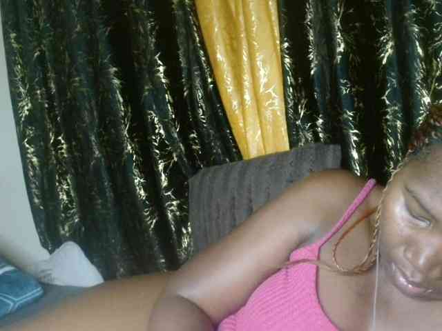 Sexxy-pretty24 webcam