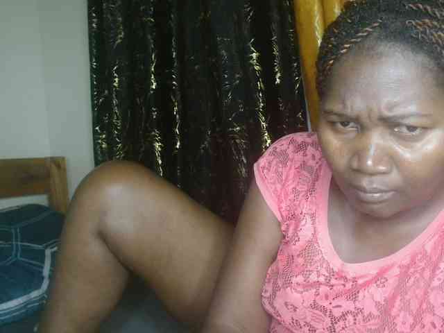 Sexxy-pretty24 webcam