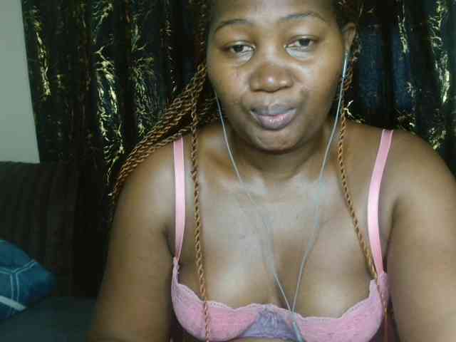 Sexxy-pretty24 webcam