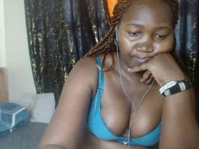 Sexxy-pretty24 webcam