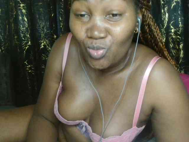 Sexxy-pretty24 webcam