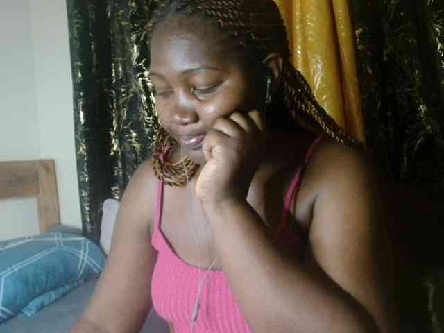 Sexxy-pretty24 webcam