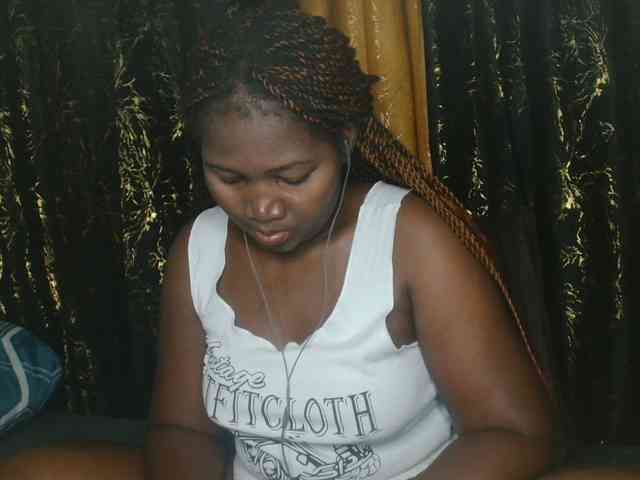 Sexxy-pretty24 webcam