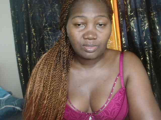 Sexxy-pretty24 webcam
