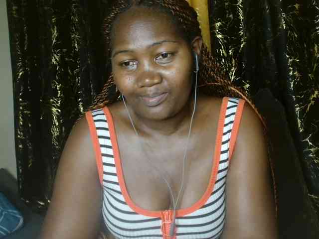 Sexxy-pretty24 webcam